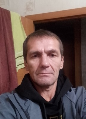 Роман из Севастополи 47 лет