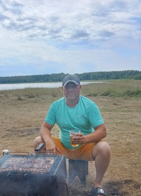 Денис из Кургана 40 лет