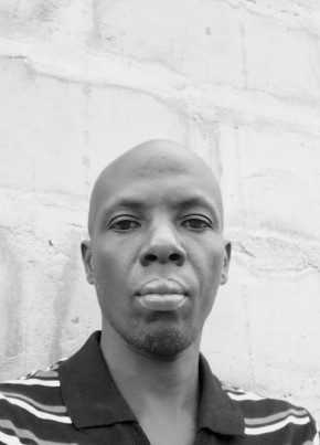 Godfrey, 41, Tanzania, Dar es Salaam