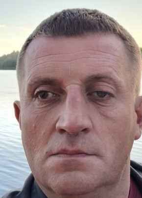 Илья из Петрозаводска 48 лет