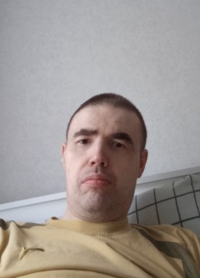 Константин Стани из Омска 42 года