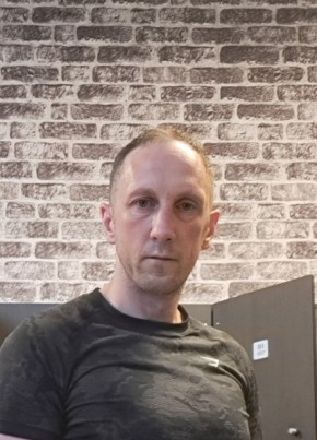Arturs из Dresden 37 лет