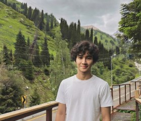 Alisher, 21, Bishkek