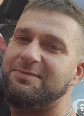 Andrey из Москвы 42 года