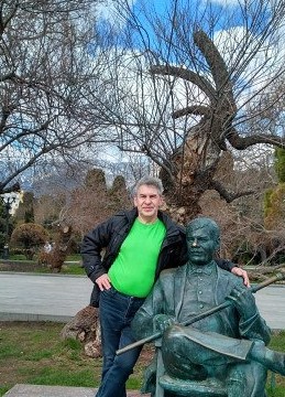 Salavat, 64, Russia, Yalta