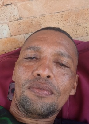 Nivaldo de jesus из São Luís 47 лет