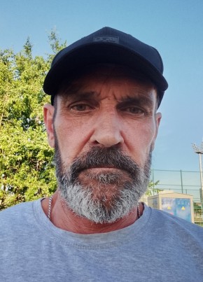 Саша из Кизилюрта 53 года