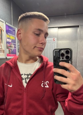 Syema, 20, Russia, Luga