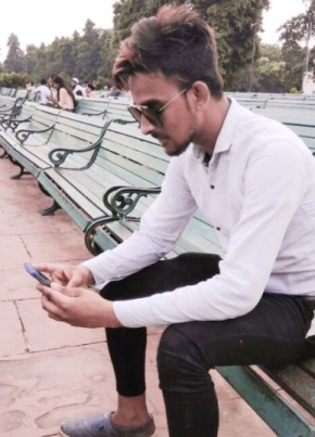 Aatif khan, 31, India, Delhi