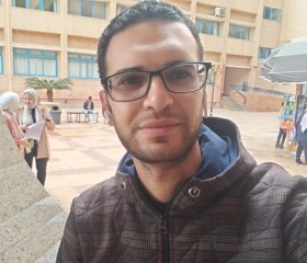 Alaa, 28, Alexandria