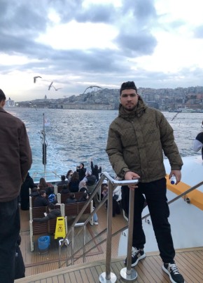 Islam из Jijel 24 года