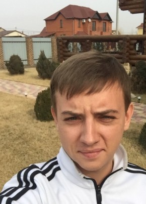 Александр из Астрахани 32 года
