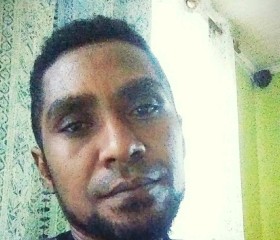 Kadone, 37, Antananarivo