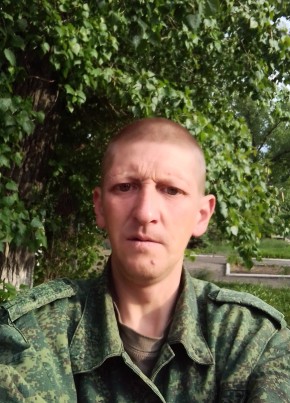 Олег, 42, Україна, Луганськ