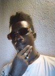 Pape, 27, Sallent