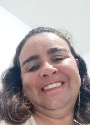 Aline Ribeiro, 24, Brazil, Salto