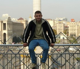 Roman, 38 лет, Львів