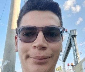 Pedro Costa, 19, Campinas (Sao Paulo)