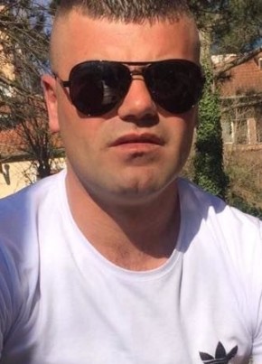 Saimir, 36, Albania, Tirana