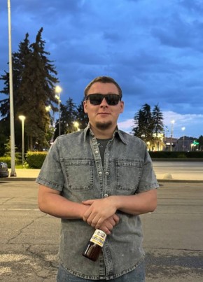 Виктор из Нижнего Новгорода 26 лет