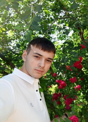 Ден из Курганинска 18 лет