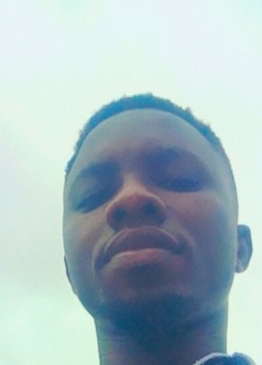 Maxwell Yeboah, 27, Ghana, Foso
