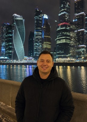 Муса из Москвы 24 года