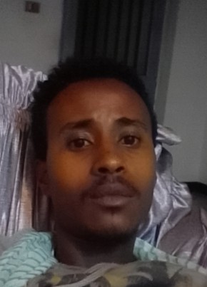 Yabo, 28, Ethiopia, Addis Ababa