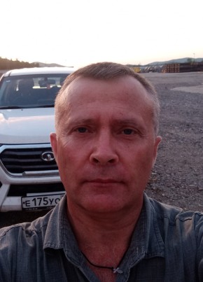 Валентин, 45, Россия, Анучино