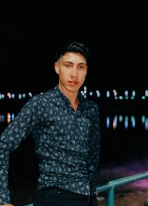 Ahmet mermer, 18, Türkiye Cumhuriyeti, Gaziantep