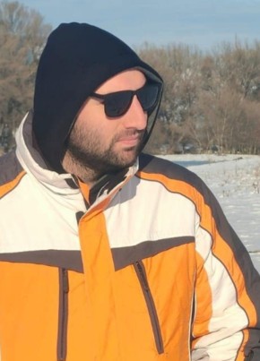 Giorgi, 28, Georgia, Khashuri