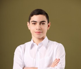 Alex, 19, Yerevan