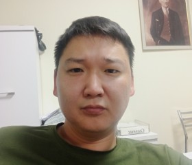 Temirbek, 36, Bishkek