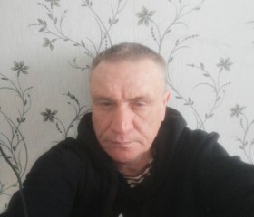 Viktor Lukashik, 49, Brest