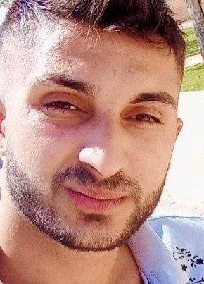 Bușii, 26, Romania, Vaslui