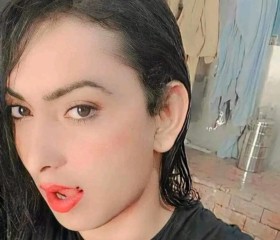 Baba, 19, Gujranwala