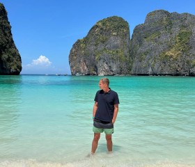 Denis, 39, Saint Petersburg