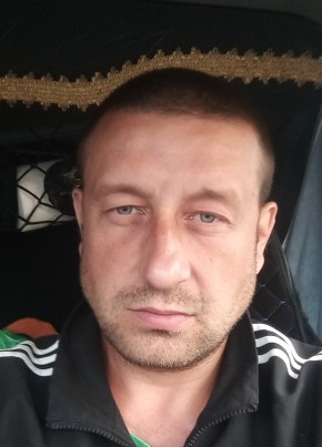 Иван, 36, Россия, Линево