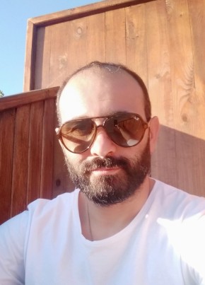 Hüseyin , 40, Türkiye Cumhuriyeti, Adapazarı
