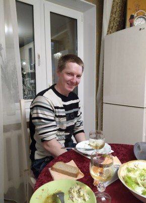 Антон, 35, Россия, Кириши