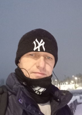 Sergey, 43, Russia, Luga