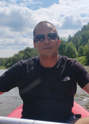 Юра из Вольска 42 года