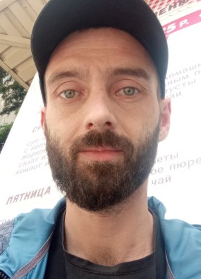 Роман из Москвы 37 лет