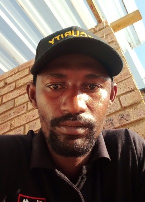 Mbongeni из Pietermaritzburg 28 лет