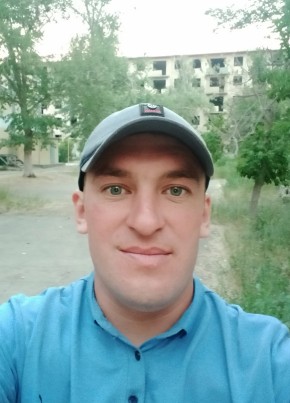Евгений, 34, Россия, Еманжелинский
