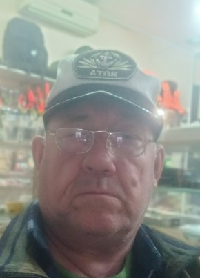 Сергей, 64, Россия, Татищево