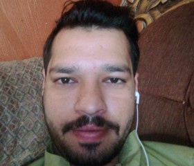 Bilal, 25, Riyadh