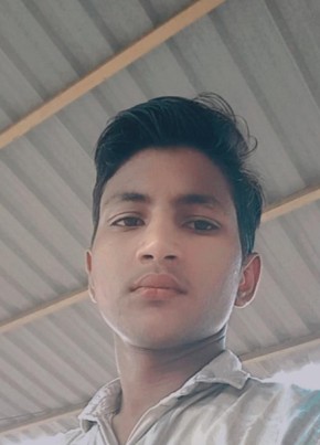 परवीन कुमार, 21, India, Chiplūn