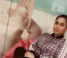 Lina, 38, Moscow