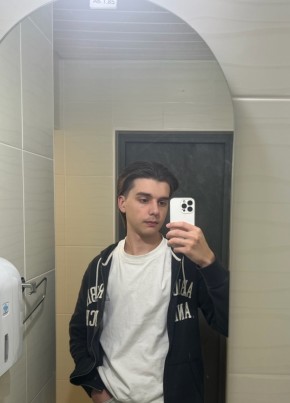 Matthew из Manduria 24 года